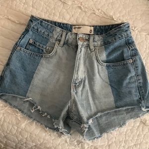Two tone frayed edge denim shorts